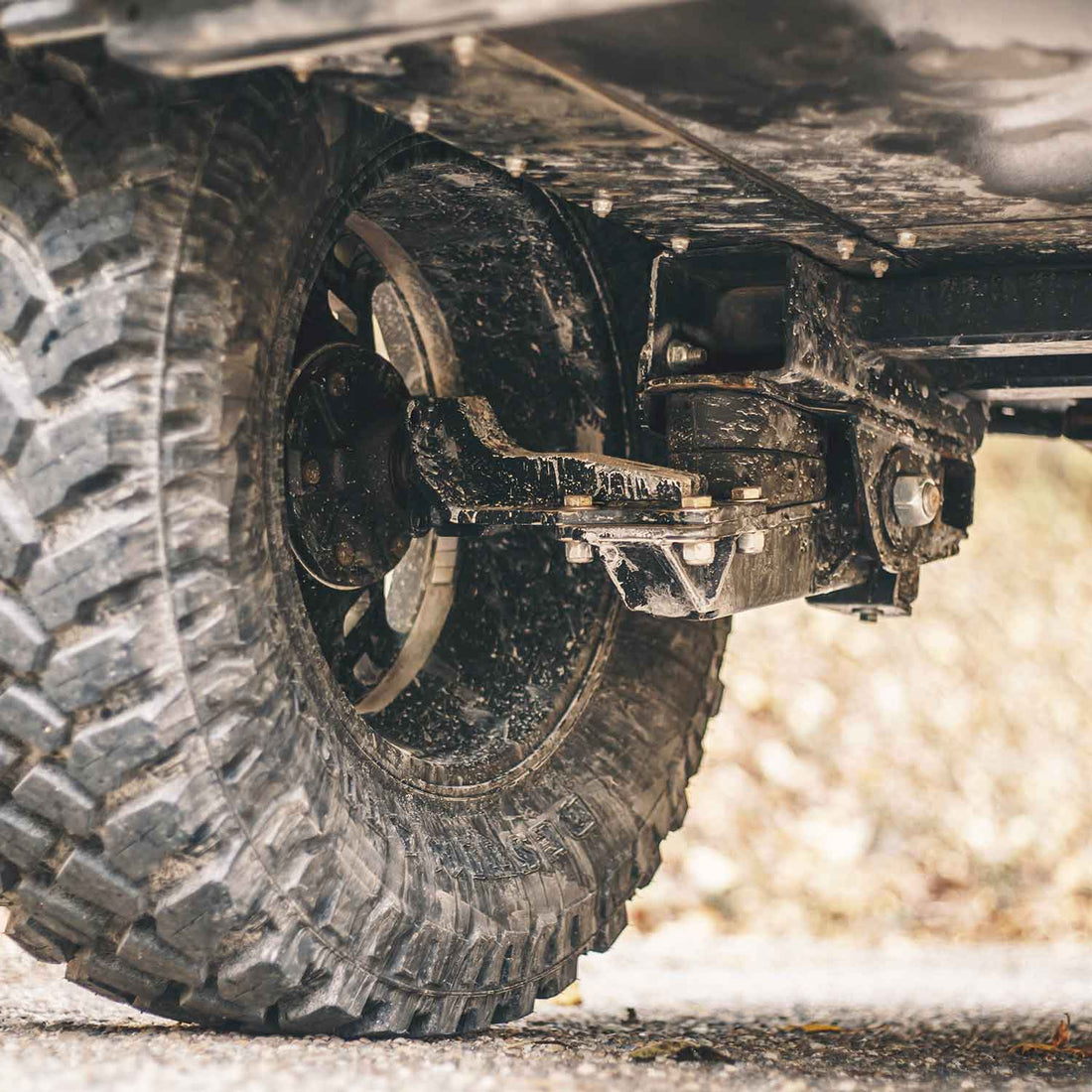 2000 lb HD Axle-Less Trailer Suspension w/ Long Spindles