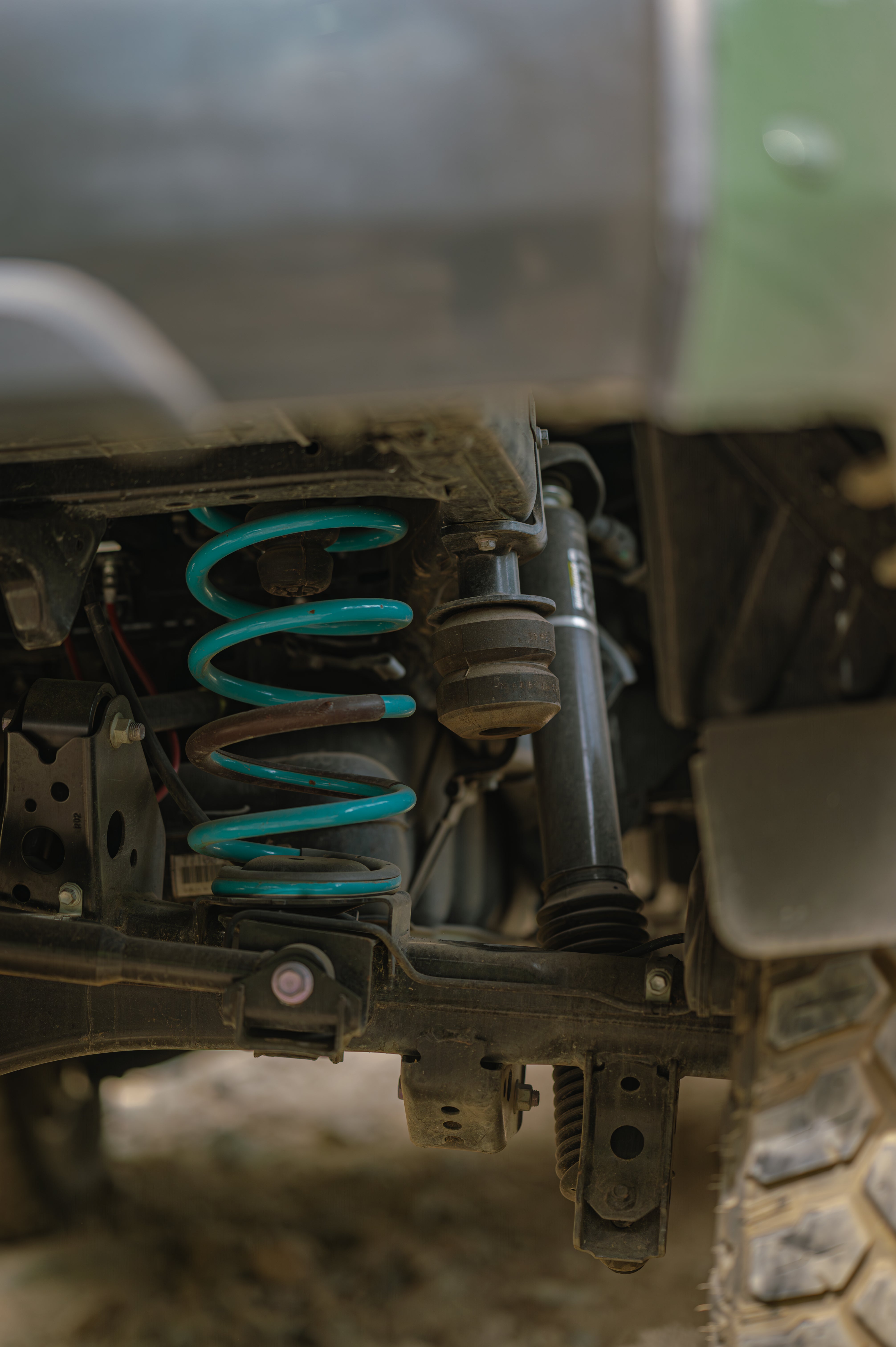 Coilover Preload Adjustment: Helper Springs vs. Independent Preload ...